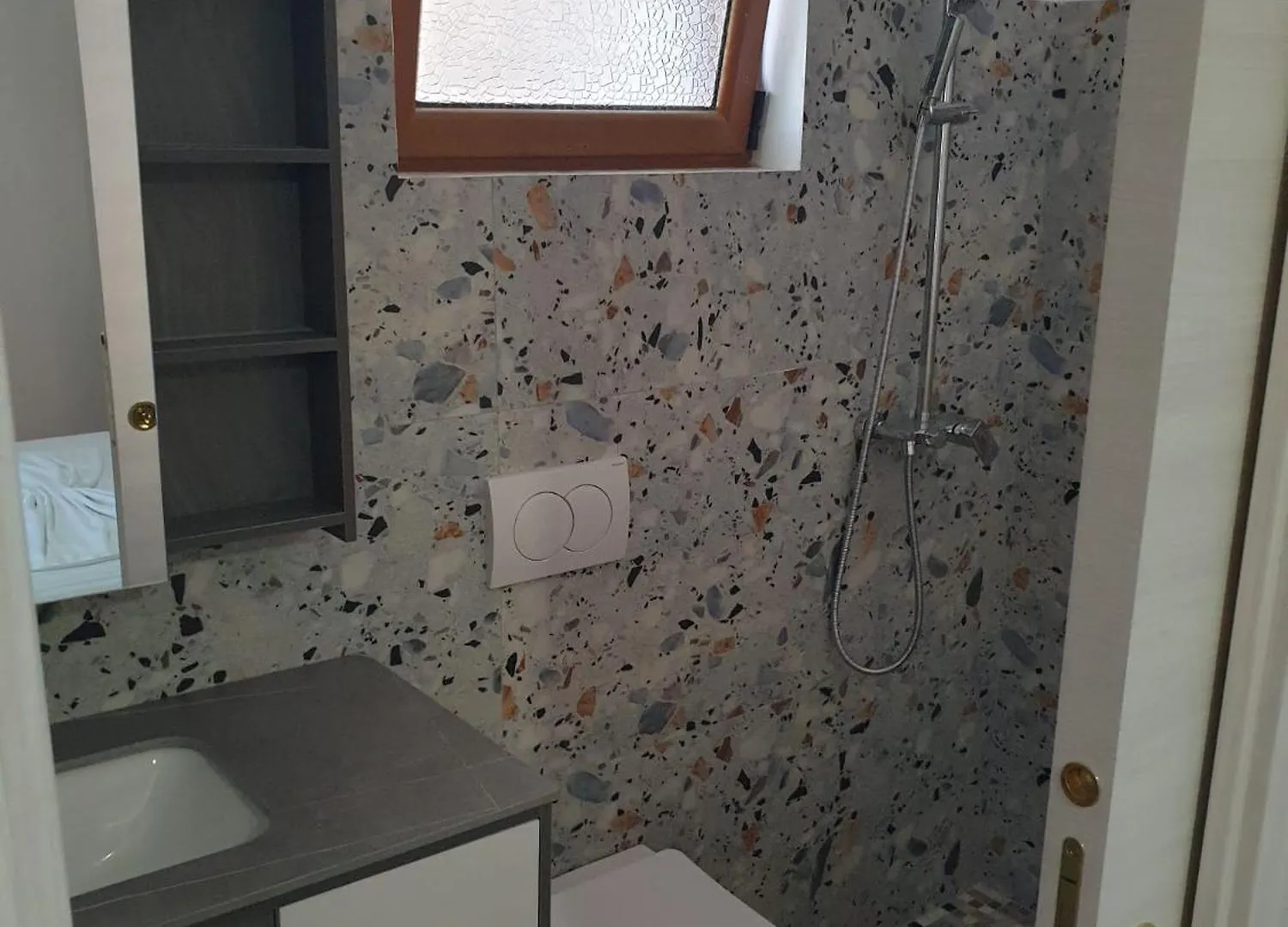 Centre Vlore Guest House 0*,  Albanien